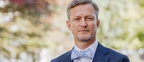 Porträt Dr. Andreas Handschuh